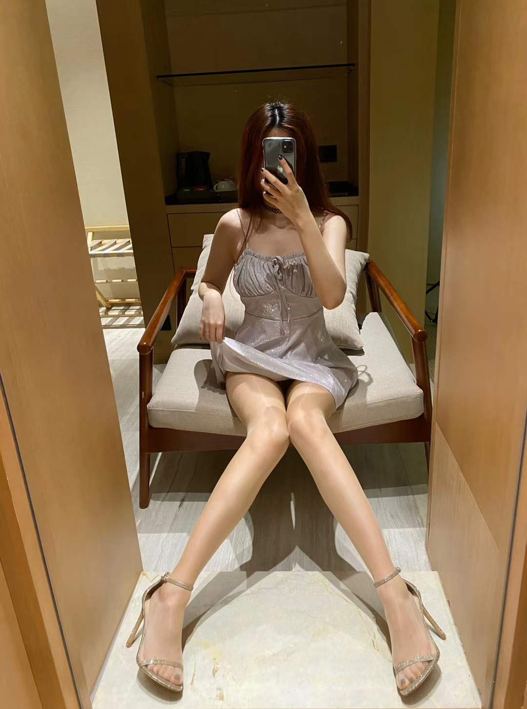 提袜少女 – 朋友圈收费系列套图&视频
